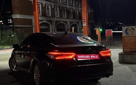 Toyota Camry, 2020 год, 2 500 000 рублей, 5 фотография