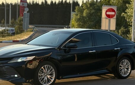Toyota Camry, 2020 год, 2 500 000 рублей, 14 фотография