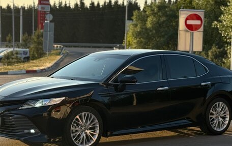 Toyota Camry, 2020 год, 2 500 000 рублей, 13 фотография