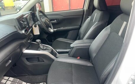 Daihatsu Rocky, 2021 год, 1 245 000 рублей, 23 фотография