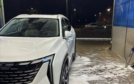 Geely Atlas, 2023 год, 2 700 000 рублей, 4 фотография