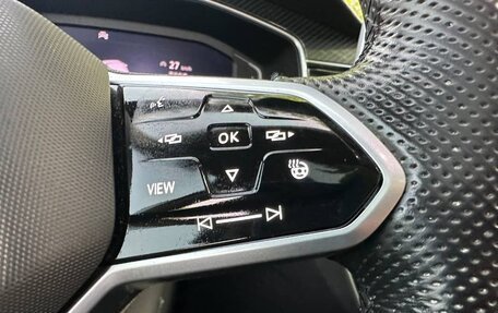 Volkswagen Tiguan II, 2022 год, 2 317 000 рублей, 10 фотография