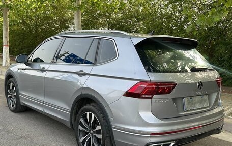 Volkswagen Tiguan II, 2022 год, 2 317 000 рублей, 4 фотография