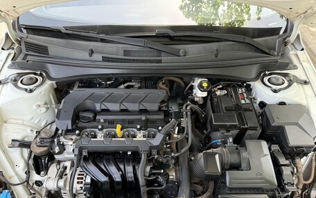 Hyundai Elantra, 2022 год, 1 277 000 рублей, 14 фотография