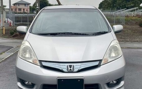Honda Fit Shuttle I рестайлинг, 2015 год, 750 000 рублей, 2 фотография