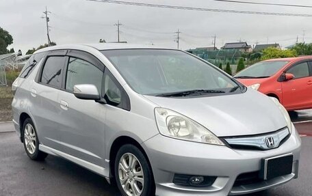 Honda Fit Shuttle I рестайлинг, 2015 год, 750 000 рублей, 3 фотография