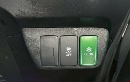 Honda Fit Shuttle I рестайлинг, 2015 год, 750 000 рублей, 17 фотография