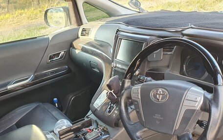 Toyota Vellfire I, 2013 год, 2 500 000 рублей, 3 фотография