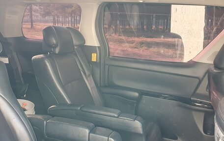 Toyota Vellfire I, 2013 год, 2 500 000 рублей, 8 фотография