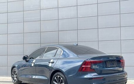 Volvo S60 III, 2022 год, 2 567 887 рублей, 3 фотография