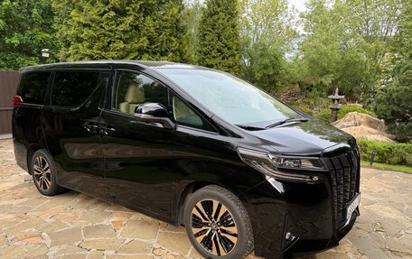 Toyota Alphard III, 2021 год, 12 950 000 рублей, 2 фотография