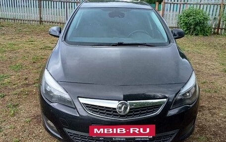 Opel Astra J, 2012 год, 600 000 рублей, 3 фотография