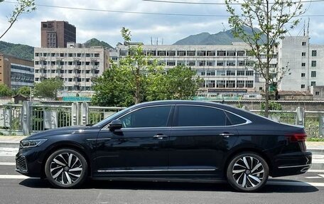 Volkswagen Passat B8 рестайлинг, 2022 год, 2 300 000 рублей, 4 фотография