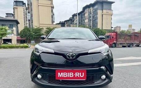 Toyota C-HR I рестайлинг, 2018 год, 1 600 443 рублей, 3 фотография