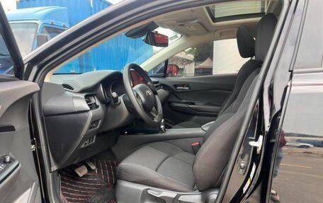 Toyota C-HR I рестайлинг, 2021 год, 1 800 443 рублей, 6 фотография
