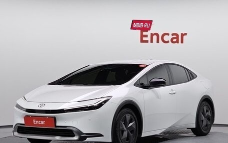 Toyota Prius IV XW50, 2022 год, 2 077 777 рублей, 1 фотография