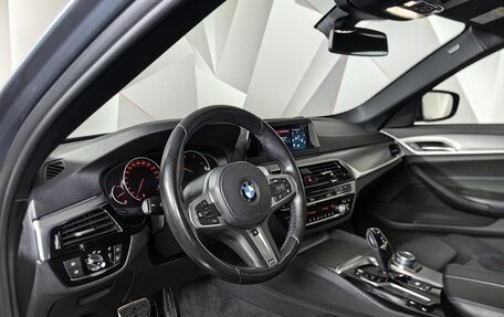 BMW 5 серия, 2018 год, 3 310 000 рублей, 8 фотография