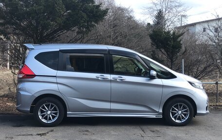 Honda Freed II, 2018 год, 1 126 000 рублей, 3 фотография