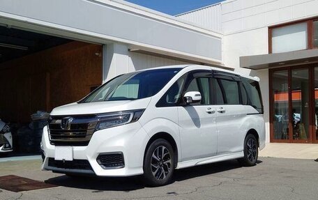 Honda Stepwgn IV, 2021 год, 1 805 000 рублей, 2 фотография