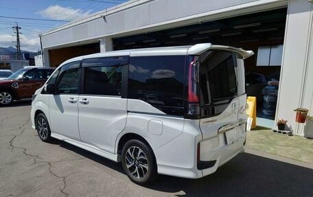 Honda Stepwgn IV, 2021 год, 1 805 000 рублей, 7 фотография
