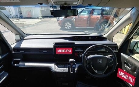 Honda Stepwgn IV, 2021 год, 1 805 000 рублей, 11 фотография