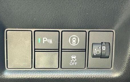 Honda Fit, 2021 год, 1 050 000 рублей, 15 фотография