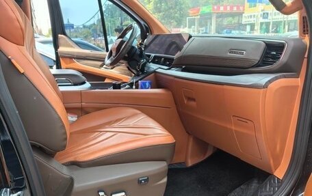 Ford Tourneo Custom I рестайлинг, 2023 год, 3 760 000 рублей, 7 фотография