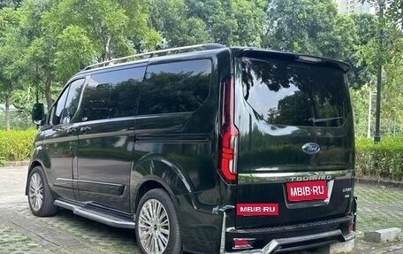 Ford Tourneo Custom I рестайлинг, 2023 год, 3 760 000 рублей, 12 фотография