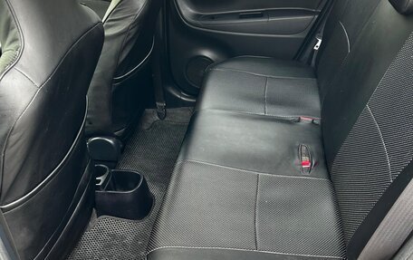 Toyota Vitz, 2014 год, 650 000 рублей, 8 фотография