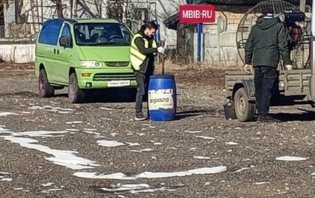 Mitsubishi Space Gear I рестайлинг, 1999 год, 1 250 000 рублей, 4 фотография