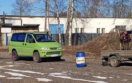 Mitsubishi Space Gear I рестайлинг, 1999 год, 1 250 000 рублей, 19 фотография