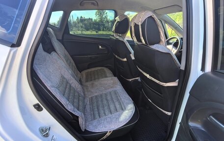 KIA Venga I, 2011 год, 950 000 рублей, 2 фотография