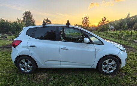 KIA Venga I, 2011 год, 950 000 рублей, 6 фотография
