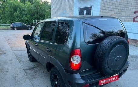 Chevrolet Niva I рестайлинг, 2012 год, 390 000 рублей, 4 фотография