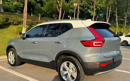 Volvo XC40 I, 2022 год, 1 900 000 рублей, 5 фотография