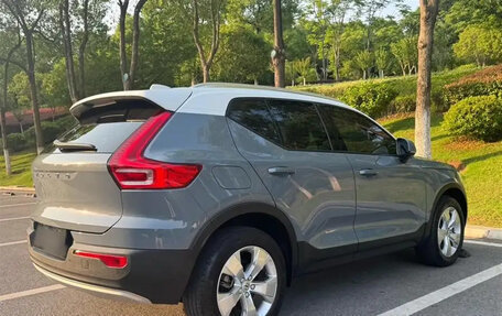 Volvo XC40 I, 2022 год, 1 900 000 рублей, 7 фотография