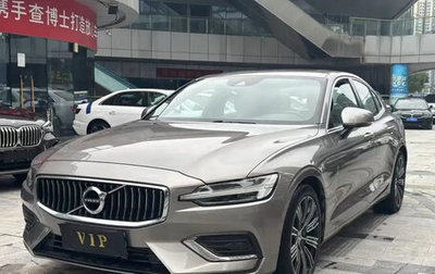 Volvo S60 III, 2022 год, 2 200 000 рублей, 1 фотография