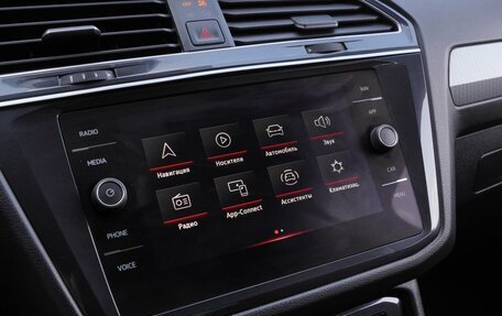 Volkswagen Tiguan II, 2021 год, 3 200 000 рублей, 13 фотография