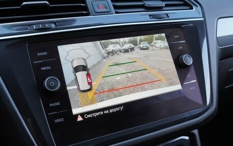 Volkswagen Tiguan II, 2021 год, 3 200 000 рублей, 14 фотография