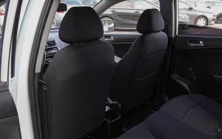 Hyundai Solaris II рестайлинг, 2014 год, 990 000 рублей, 11 фотография