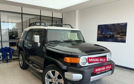 Toyota FJ Cruiser, 2012 год, 3 550 000 рублей, 3 фотография