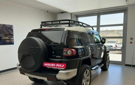 Toyota FJ Cruiser, 2012 год, 3 550 000 рублей, 4 фотография