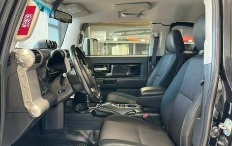 Toyota FJ Cruiser, 2012 год, 3 550 000 рублей, 8 фотография