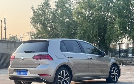 Volkswagen Golf VII, 2020 год, 1 400 000 рублей, 6 фотография