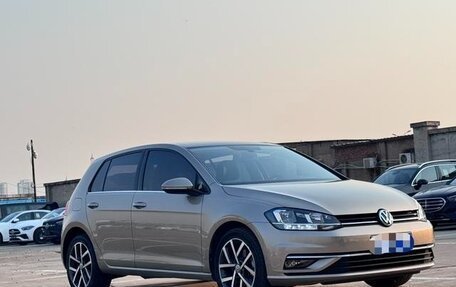 Volkswagen Golf VII, 2020 год, 1 400 000 рублей, 2 фотография