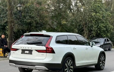 Volvo V90 Cross Country I рестайлинг, 2022 год, 6 фотография
