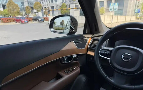 Volvo XC90 II рестайлинг, 2022 год, 4 150 000 рублей, 15 фотография