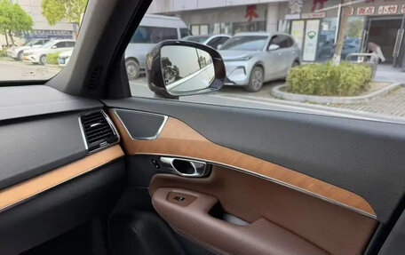 Volvo XC90 II рестайлинг, 2022 год, 4 150 000 рублей, 16 фотография