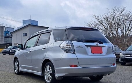 Honda Fit Shuttle I рестайлинг, 2015 год, 705 000 рублей, 11 фотография