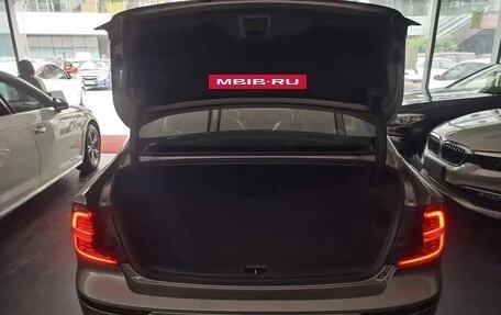 Volvo S60 III, 2022 год, 2 200 000 рублей, 11 фотография